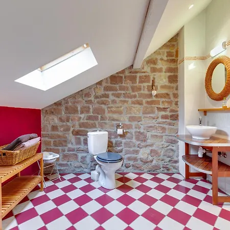 Vakantiehuis Cottage In Vosges With Ski & Spa, Cleaning Included